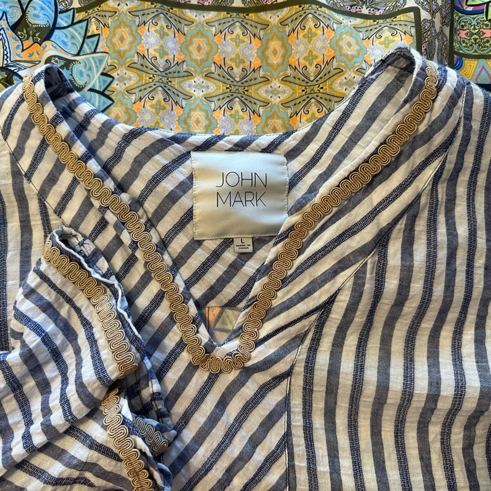 V neck tunic striped multi fabric top from John Mark, size L - Picture 4 of 4